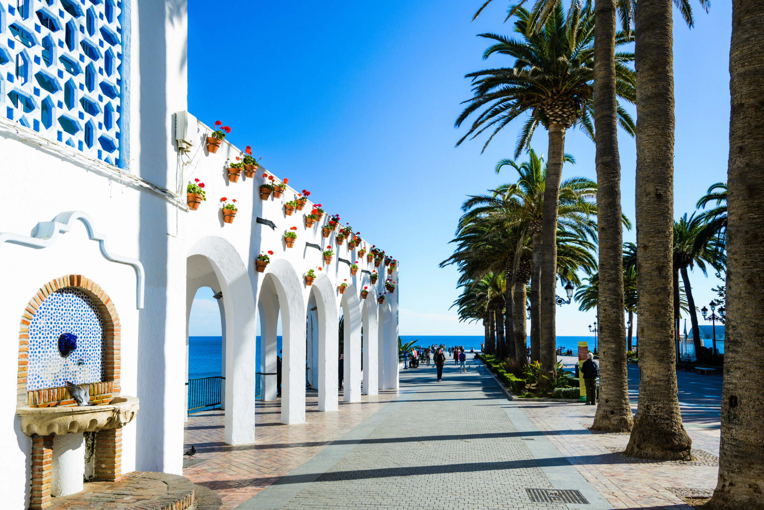Nerja, Cuevas y Frigiliana
